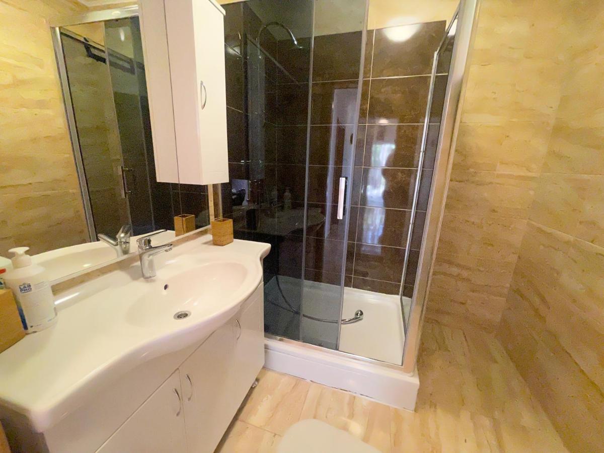 Apartmani Combaj Jadranovo Exterior foto