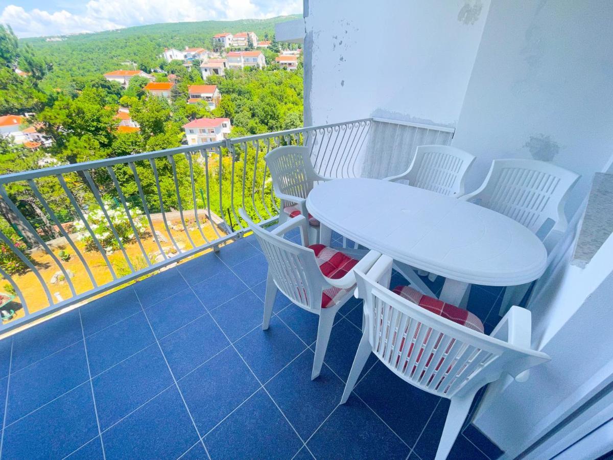 Apartmani Combaj Jadranovo Exterior foto